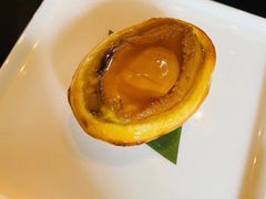 原只鲍鱼鸡粒酥-北京四季酒店·采逸轩