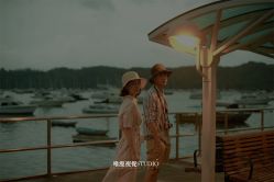 -巴黎婚纱摄影工作室