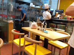 -禧凰·老上海白斩鸡辣肉面店