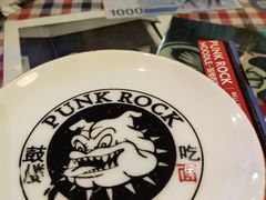 -鼓楼吃面·肉啃肉(南锣鼓巷店)