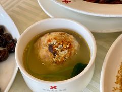 蟹粉狮子头-怡园饭店-餐厅(四望亭店)
