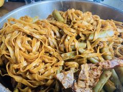 -内蒙焖面大盆骨餐馆(山大路店)