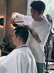 -韩国李知恩形象设计
