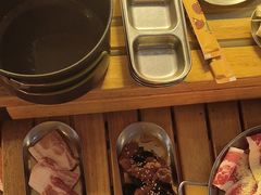 -叽叽扎扎烤肉场(生态城万达店)