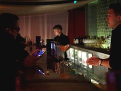 瑜舍STUDIO 95套房-酒吧帅哥-北京瑜舍