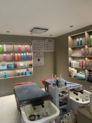 -红人馆造型十添