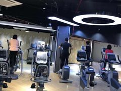 -一兆韦德健身(张杨路店)