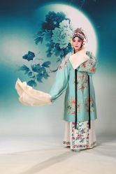 -华韵京剧摄影(洋桥角门东店)