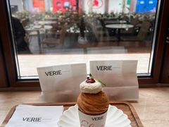 -VERIE BAKEHOUSE
