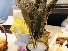 -海上明月海鲜火锅 鲜切牛肉