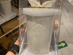 -星巴克臻选(北京世贸天阶店)