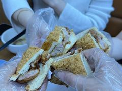 -荣晖咖啡美食(司打口店)