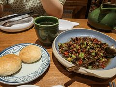 -云海肴·汽锅鸡·云南菜(天山百盛优客店)