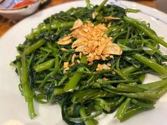 -Hoang Yen Vietnamese Cuisine