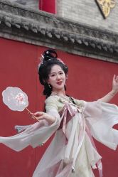 -天星轩汉服(中贸广场店)