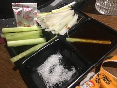 -三人行骨头王火锅(长寿店)