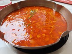 -毛辣果·贵州红酸汤牛肉火锅(西单店)