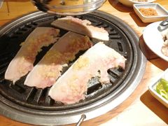 -唯成•韩国炭火烤肉 유성고기