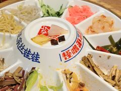 -怪噜范·老贵阳街头名小吃(鸿通城店)