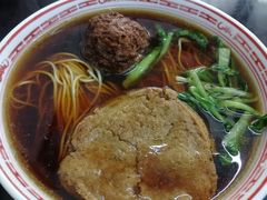 咸蛋黄狮子头面-吴茂兴本帮面(百色路店)