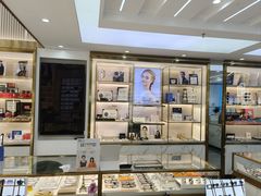 -世纪大明眼镜·林德伯格·蔡司官方授权店(武昌旗舰店)