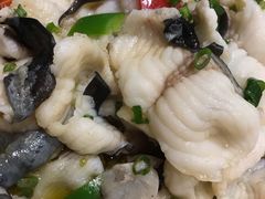 藤椒叉鱼-美极鲜食坊(宝安南路店)