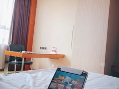 -维也纳酒店(广州南站汉溪长隆地铁站景区店)