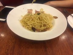 -玛格萝妮比萨屋(四平店)