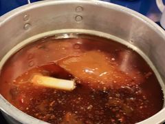 -马路边边串串香(延庆环球新意广场店)