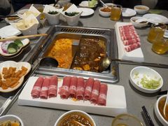 -海底捞火锅(旭辉MALL店)