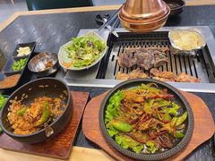 -臻牛烤肉