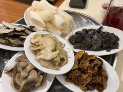 -太婆天府山珍酒楼(亚运村店)