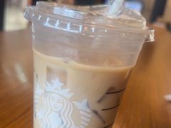 -星巴克(珠海摩尔百货店)