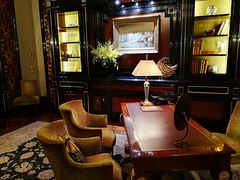 -Patek Philippe百达翡丽(上海源邸店)