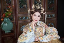 -盘子女人坊生日照·摄影馆(浦东店)