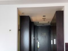 -西安绿地假日酒店