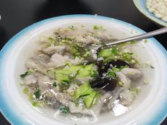 -巩本明鱼屋子