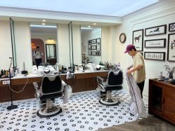 -理昂男士理发店 Barber shop