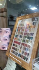 -灰姑娘美甲美睫馆