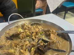 小鸡炖蘑菇-京城百饺园•东北菜馆(红谷滩店)