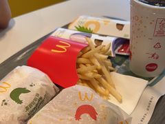 -麦当劳(保利若比邻店)