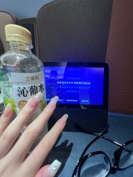 -NEW LOOK-绿麓 · 美甲美睫脱毛工作室