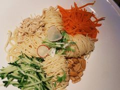 鸡丝拌面-桂满陇天书(南京德基旗舰店)