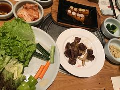 -萨拉伯尔水源素问店·韩国宫廷料理(人民路店)