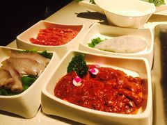-海底捞火锅鲜切牛肉主题店(长寿路店)