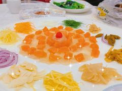 鸿运捞起鱼生-寻味顺德·南记酒家·传统顺德菜·鱼生(广源路店)
