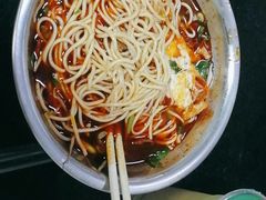 -薛记襄阳香辣牛肉面(平安路店)