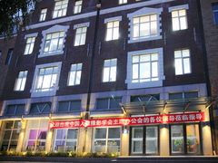 -维纳斯化妆摄影学校