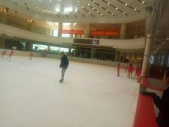 -陈露国际冰上中心(天津嘉里汇店)