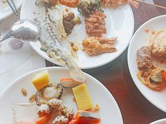 -荣誉国际酒店-云顶旋转餐厅